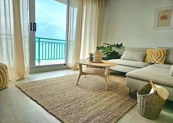 Un Balcon Sobre El Mar